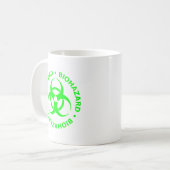 Tasse mit grüner Biogefährdung (Vorderseite Links)