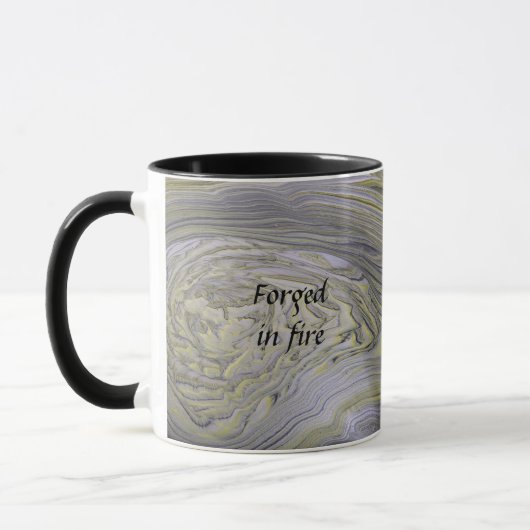 Tasse mit kunststoffakryllischer Pour (Links)