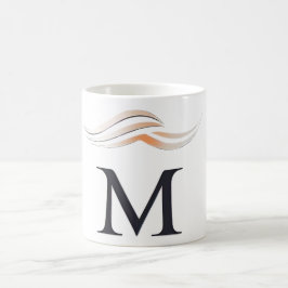 Tasse mit Logobuchstabe "M"