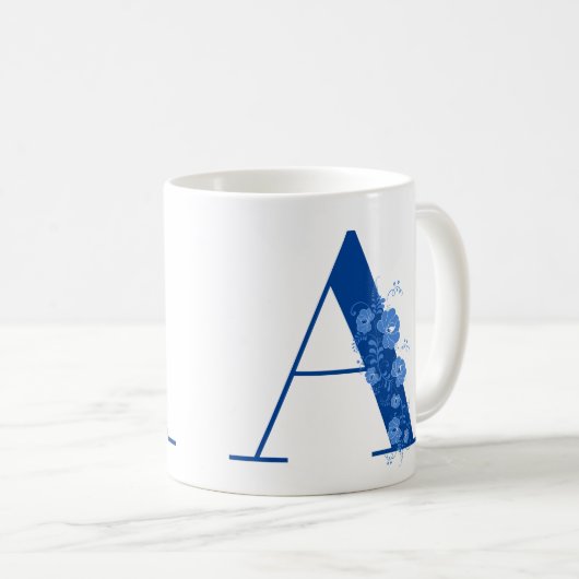 Tasse mit Monogramm Floral Letter (VorderseiteRechts)