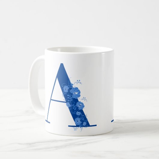 Tasse mit Monogramm Floral Letter (Vorderseite Links)