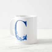 Tasse mit Monogramm Floral Letter C (Vorderseite Links)