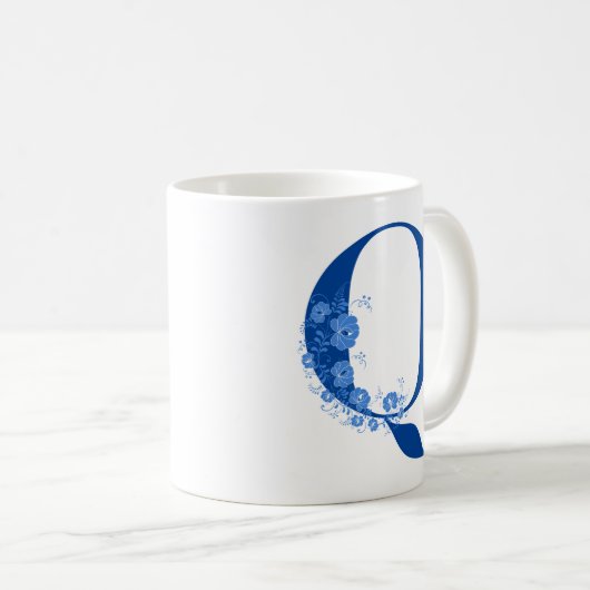 Tasse mit Monogramm Floral Letter Q (VorderseiteRechts)
