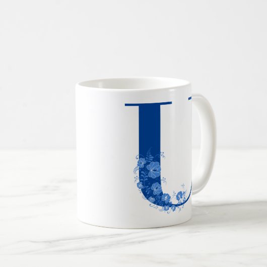 Tasse mit Monogramm Floral Letter U (VorderseiteRechts)