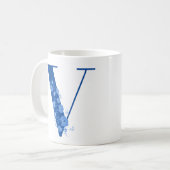Tasse mit Monogramm Floral Letter V (Vorderseite Links)