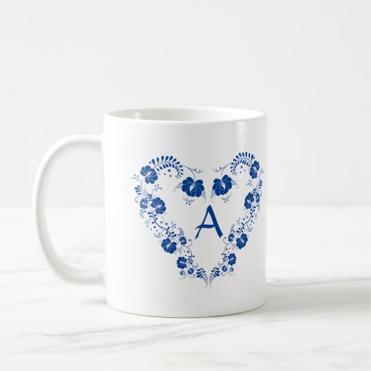 Tasse mit Monogramm und dem Blauen Herzsymbol (Links)