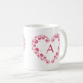 Tasse mit Monogramm und dem rosa Herzsymbol (VorderseiteRechts)