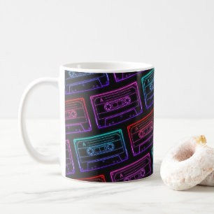 Tasse mit Neon Multicolor-Kassettenmuster