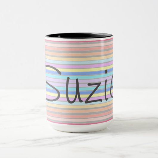 Tasse mit Pastellstreifen (Zentrum)