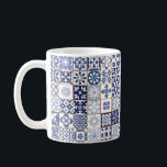 Tasse mit portugiesischem Fliesen-Muster -<br><div class="desc">Schöne Tasse mit portugiesischem traditionellem Fliesen-Muster - Azulejos</div>