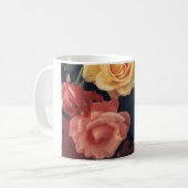 Tasse mit Riesenmuster der Rose (Vorderseite Links)
