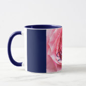 Tasse mit rosa Rose mit blauer Ordnung (Links)