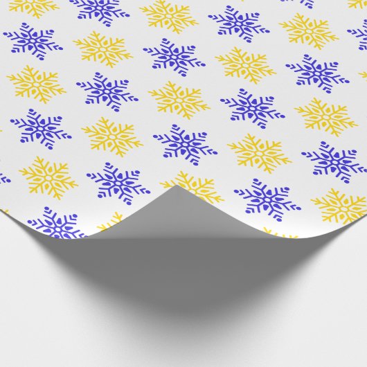 Tasse mit Schneeflocken Geschenkpapier (Ecke)