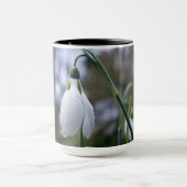 Tasse mit Schneeglöckchen (Zentrum)