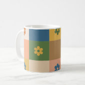 Tasse mit schönem Blumenmuster (Vorderseite Links)