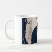 Tasse mit schwarzer Katze im Fenster (Links)