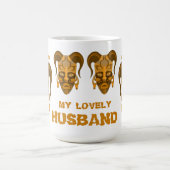 TASSE MIT STARKEN MASCHINEN (Mittel)