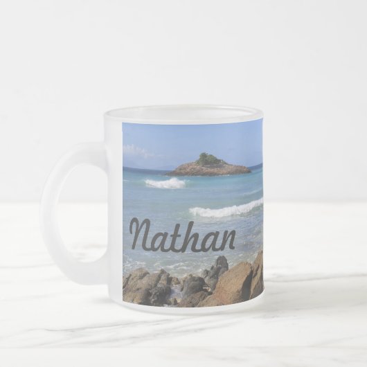 Tasse mit Strandbild in Antigua (Links)