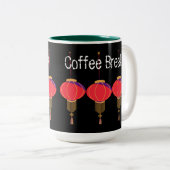 Tasse mit Text 'Tea Break Coffee Break' in Zweifar (VorderseiteRechts)