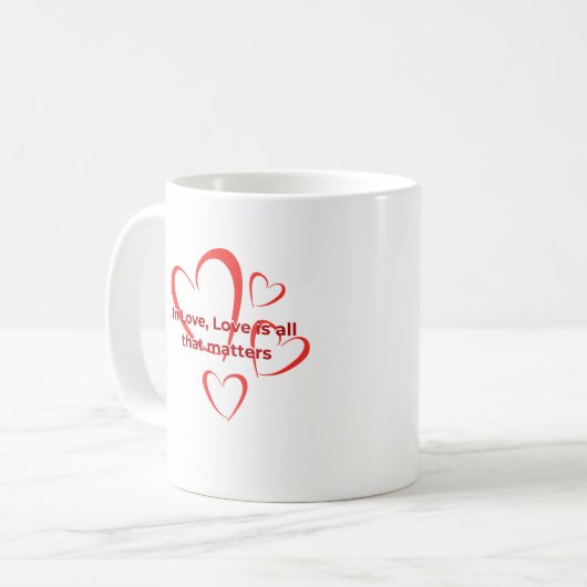 Tasse mit weißem Tee und Kaffee (Vorderseite Links)