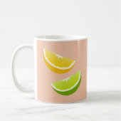 Tasse mit Zitrone und Limonen Scheiben (Links)
