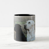 Tasse mit zwei Labradoren (Mittel)