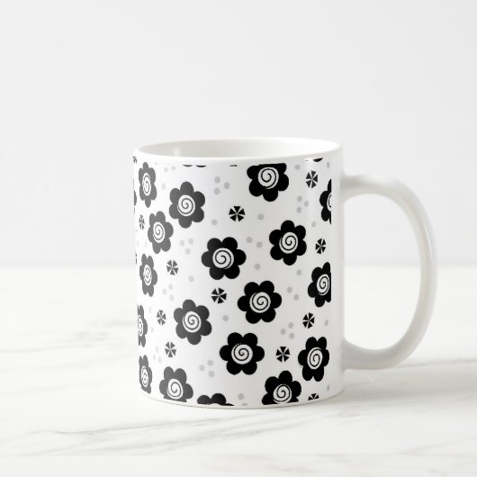 Tasse niedlicher Schwarz-weißer Blume (Rechts)