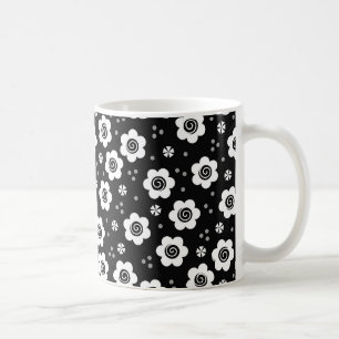 Tasse niedlicher Schwarz-weißer Blume