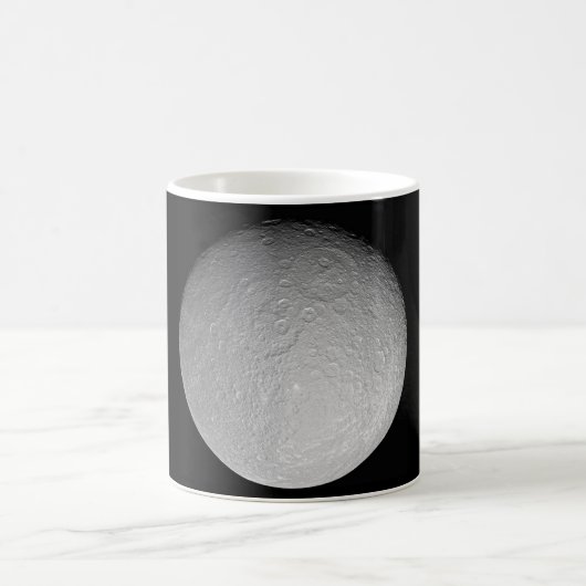 Tasse: Saturns Mond Rhea Kaffeetasse (Mittel)