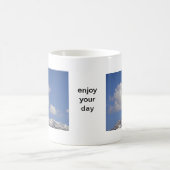 Tasse Schneeberg mit Text: "Genießen Sie Ihren Tag (Mittel)