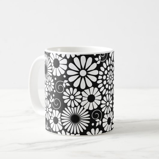 Tasse Schwarz-weißer Blume (Vorderseite Links)