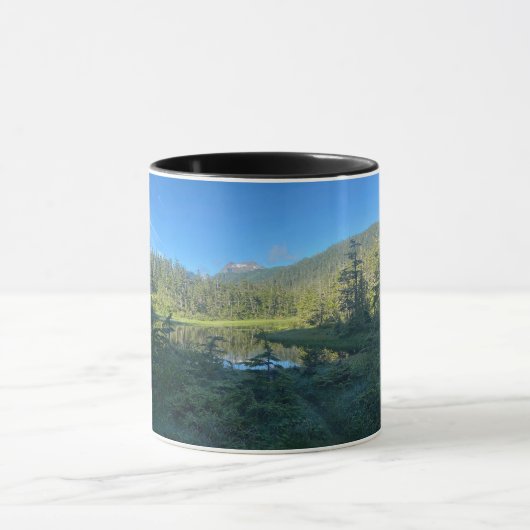Tasse Serene Alaska See und Wald (Zentrum)