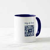 Tasse 'Sip & Sea' mit QR-Code (VorderseiteRechts)