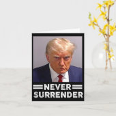 Tasse sollte Trump 2024 nie überlassen Karte (Gelbe Blume)