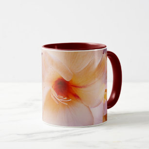 Tasse Sword Lily Red Bokeh