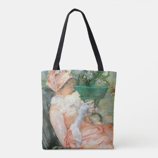 Tasse Tee von Mary Cassatt, Vintage Impressionismu Tasche (Rückseite)
