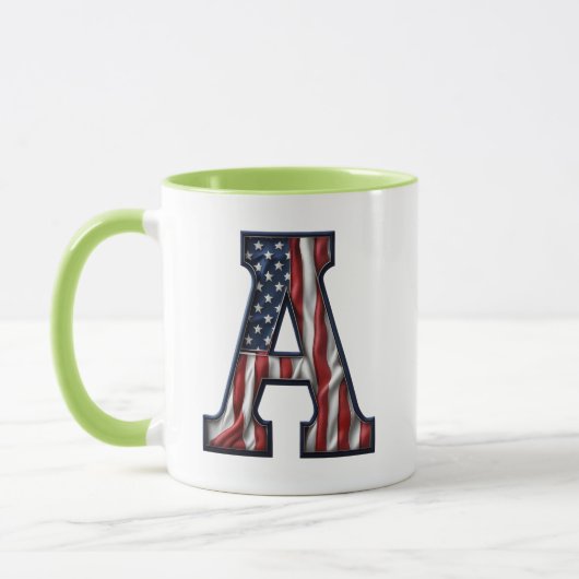 Tasse unter amerikanischer Flagge. (Links)
