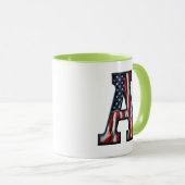Tasse unter amerikanischer Flagge. (VorderseiteRechts)