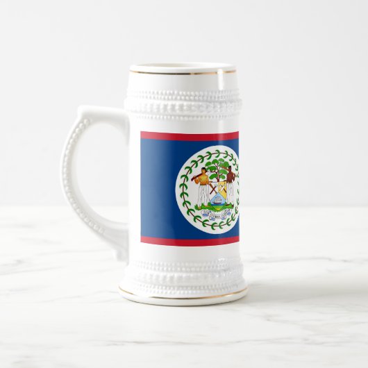 Tasse unter der Flagge von Belize (Links)