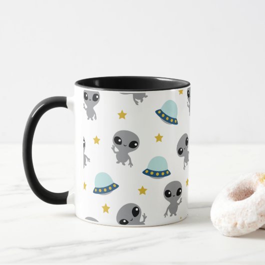 Tasse von Außerirdischen (Mit Donut)