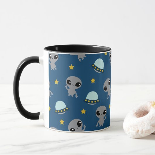 Tasse von Außerirdischen (Mit Donut)