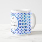 Tasse von blauem und weißem Inspirationsangebot (Vorderseite Rechts)