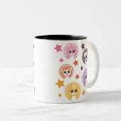 Tasse von funkelnden Sternen und Süßen Tieren (VorderseiteRechts)