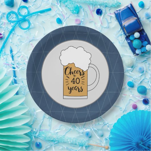 Tasse von Graubäumen und Blaubäern auf 40 Jahre Pappteller (Party)