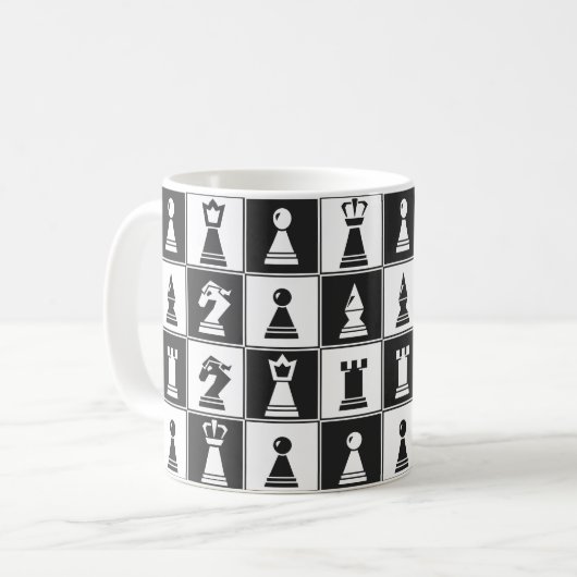 Tasse von Schachfiguren (Vorderseite Links)