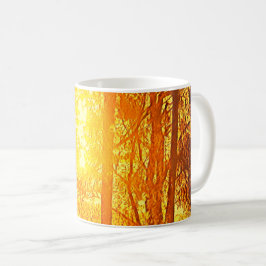 Tasse von Sonne und Bäumen