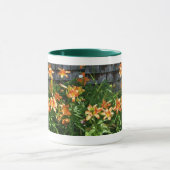 Tasse von Taglilien (Zentrum)