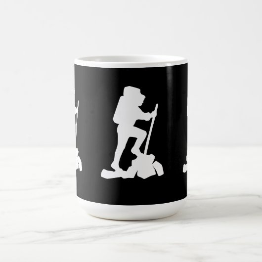 Tasse Wandern und Wandern (Mittel)
