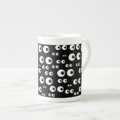 Tasse "Weißes Auge/Schwarzer Hintergrund" (Vorderseite Rechts)