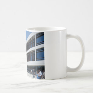 Tasse Williams H. Hannon Library